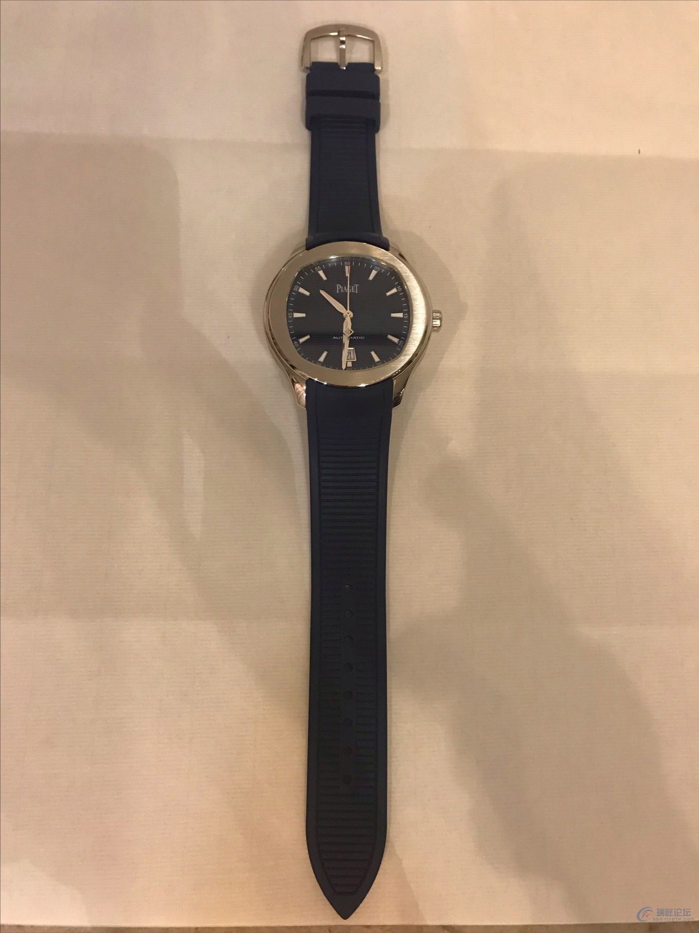 入手伯爵Polo Date运动表