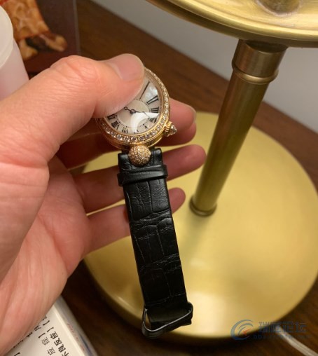 宝玑那不勒斯表带没带多久开了，虚心求教各位
