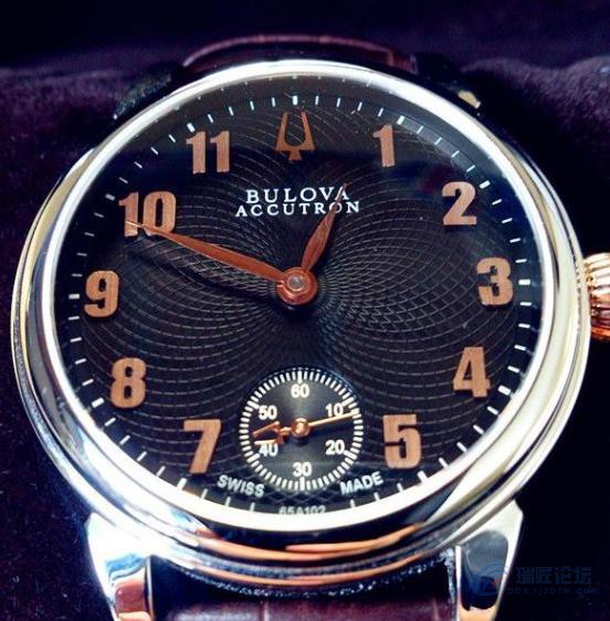 新买的宝路华Accutron Gemini 65A102机械腕表