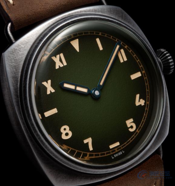 沛纳海 Radiomir California PAM01349 手表