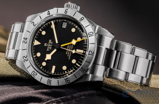 2023 年帝舵 Black Bay Pro GMT 腕表
