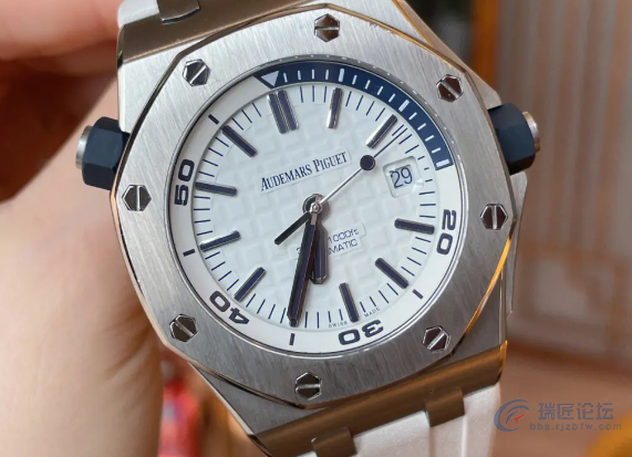 天津爱彼维修电话(哪里可以找到官方售后服务电话)