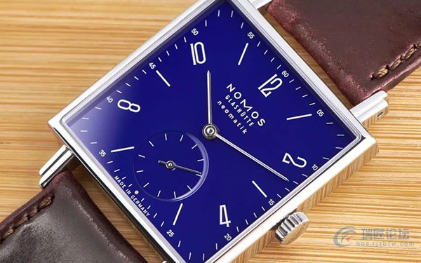 方表中不一样的烟火，NOMOS Tetra Neomatik腕表