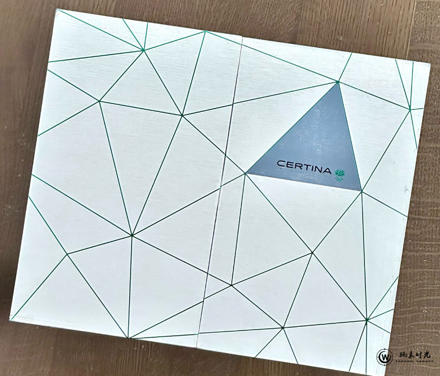 我与雪铁纳小钛龟手表的故事