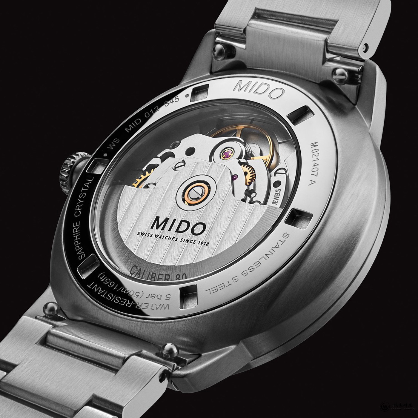 瑞士美度表推出指挥官系列渐变卡翠娜腕表