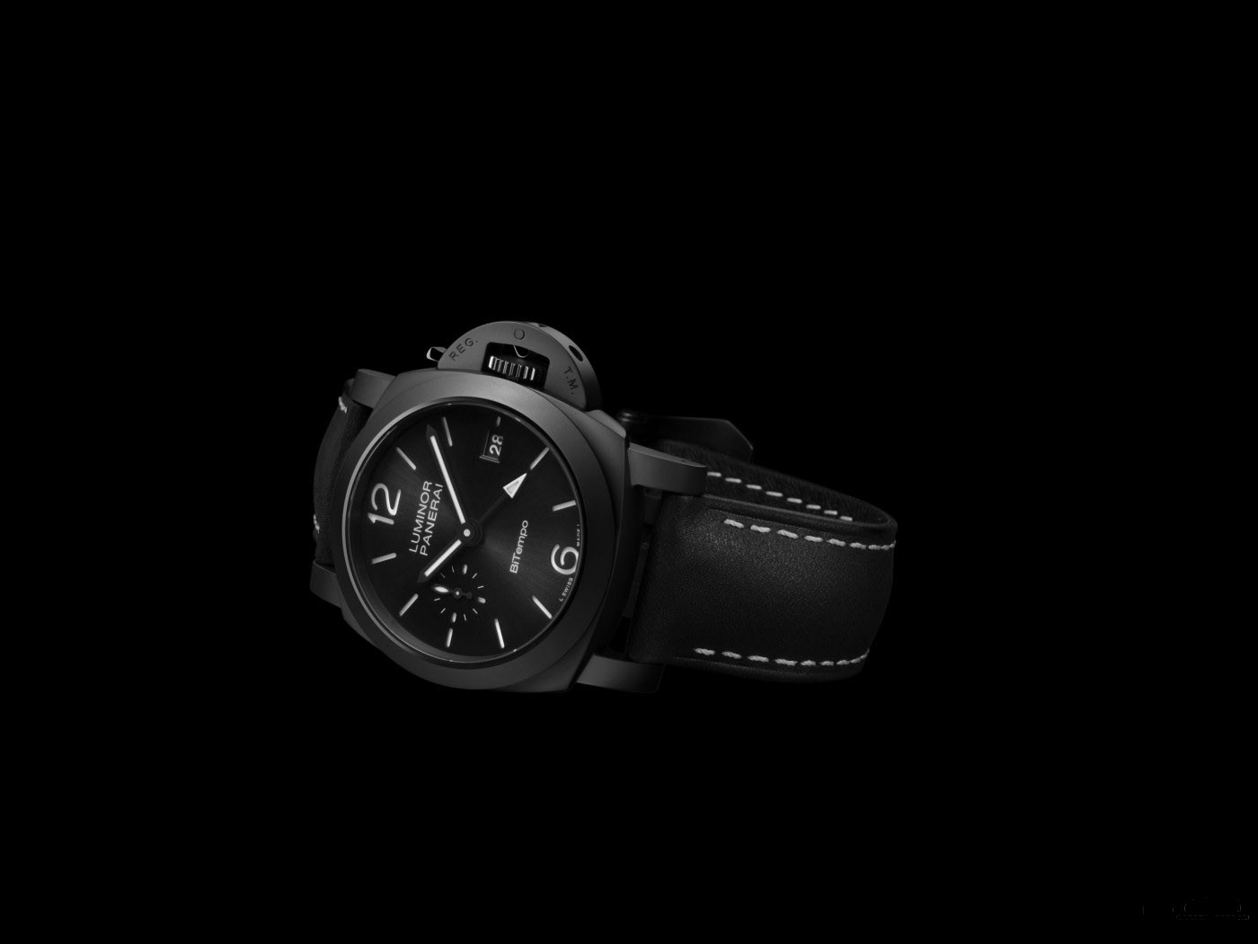 沛纳海大胆探索创新边界，经典Luminor庐米诺系列首推40毫米陶瓷表壳设计