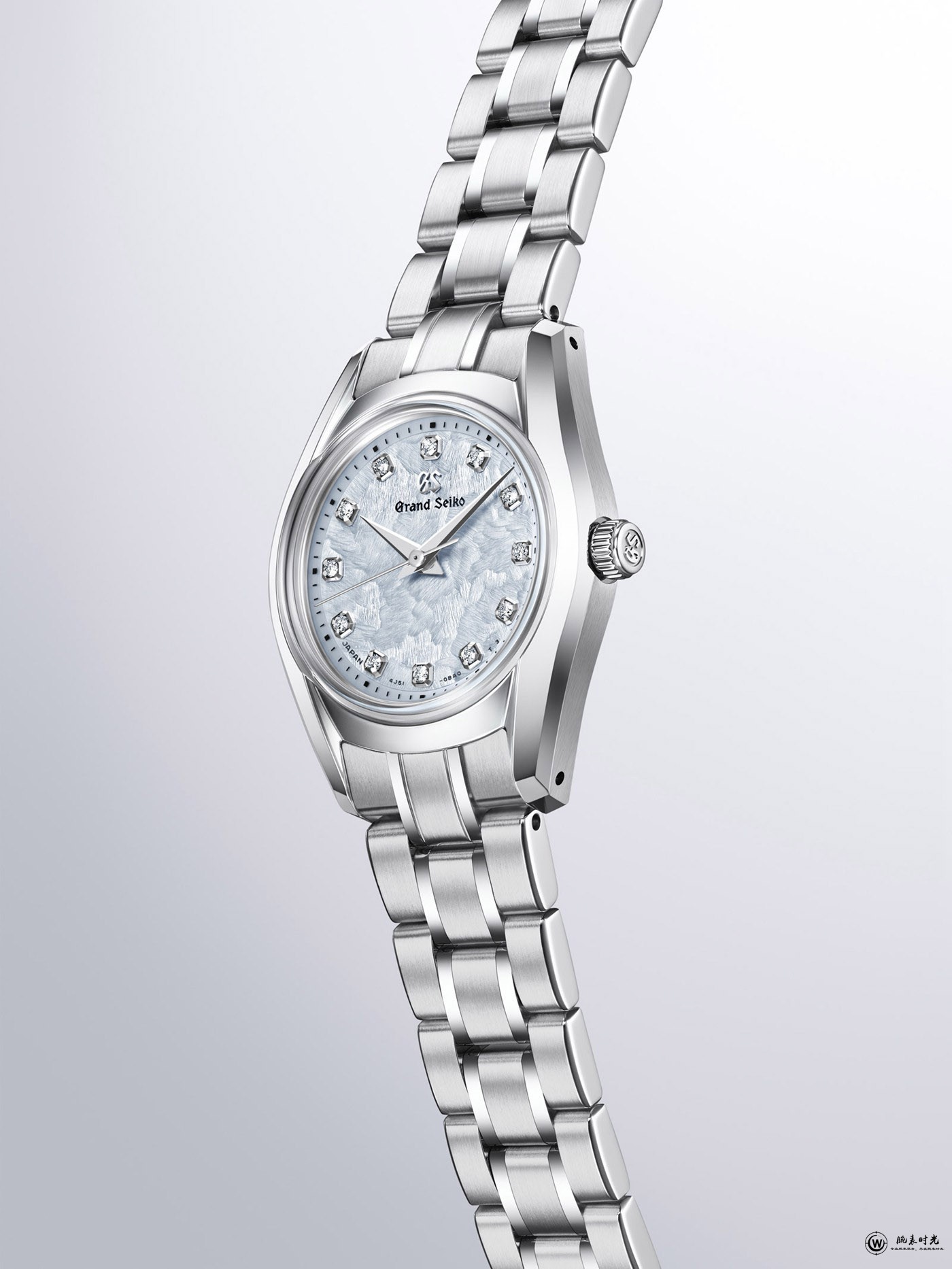 冠蓝狮推出Heritage系列STGF387和STGF389腕表