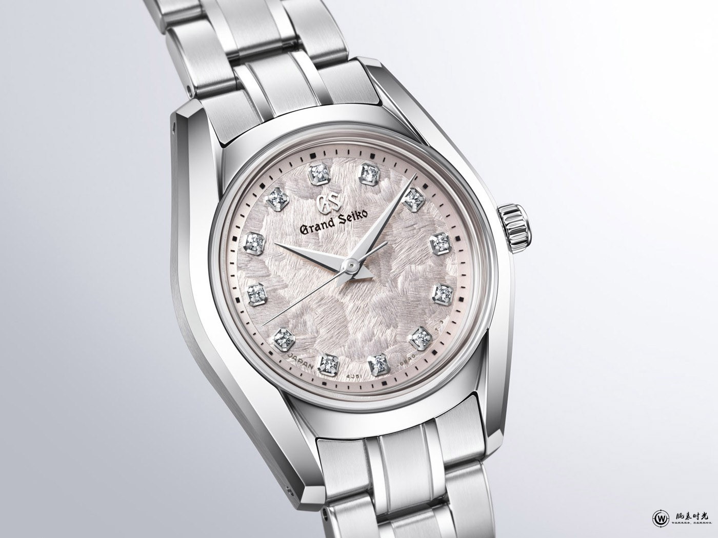 冠蓝狮推出Heritage系列STGF387和STGF389腕表