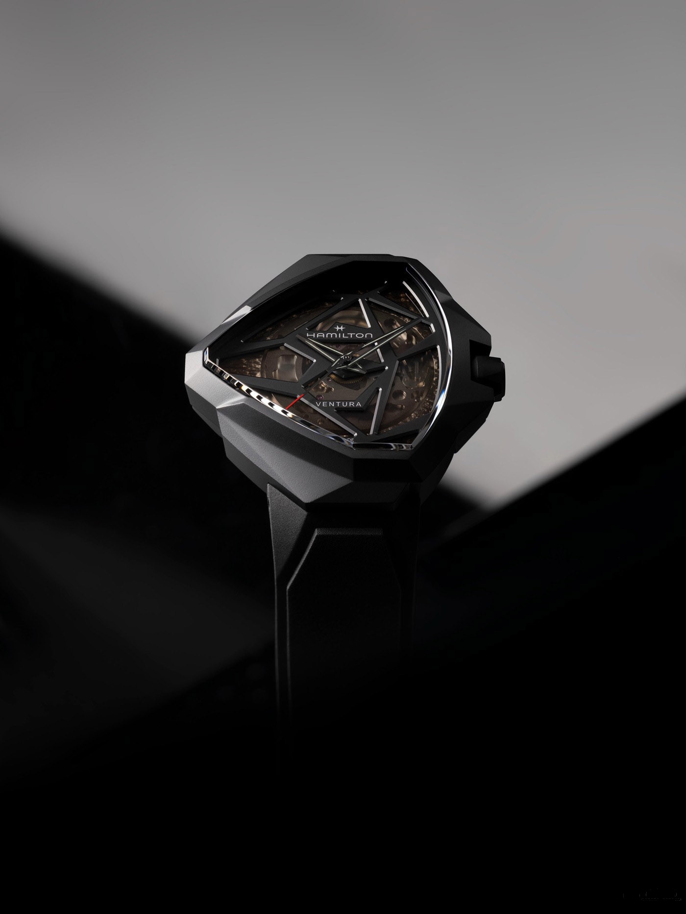 全新时间维度 汉米尔顿Hamilton推出两款探险系列Edge镂空腕表