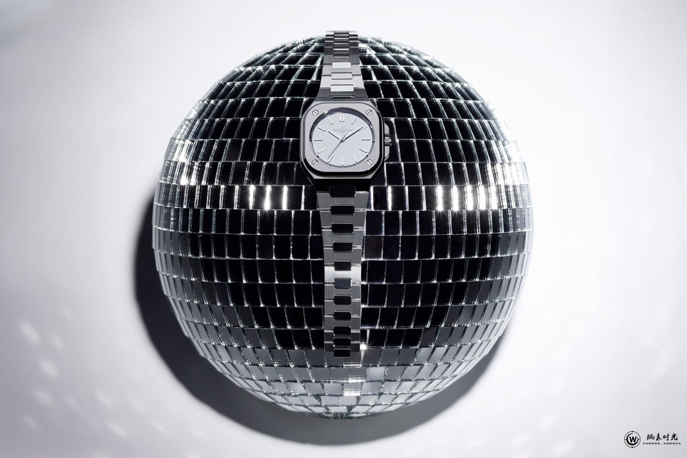 柏莱士推出BR-05 Grey Mirror Steel限量版腕表