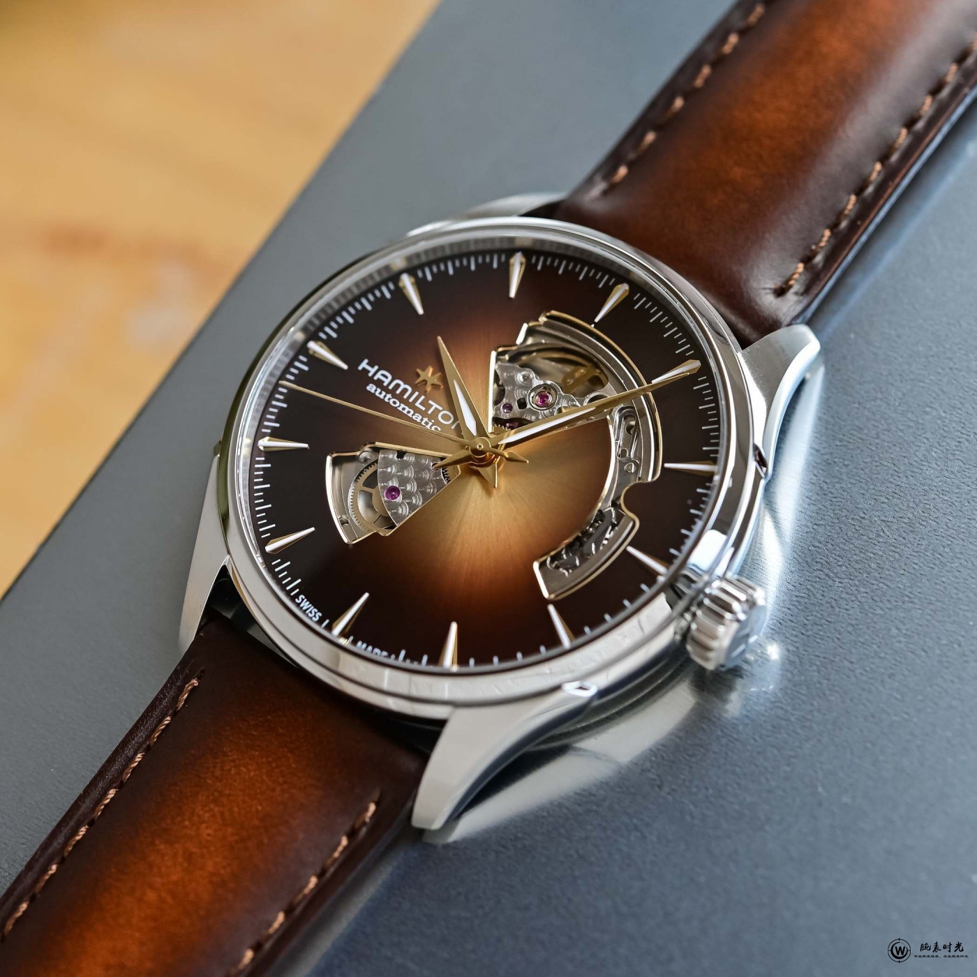 汉米尔顿Hamilton推出12款爵士系列开心腕表