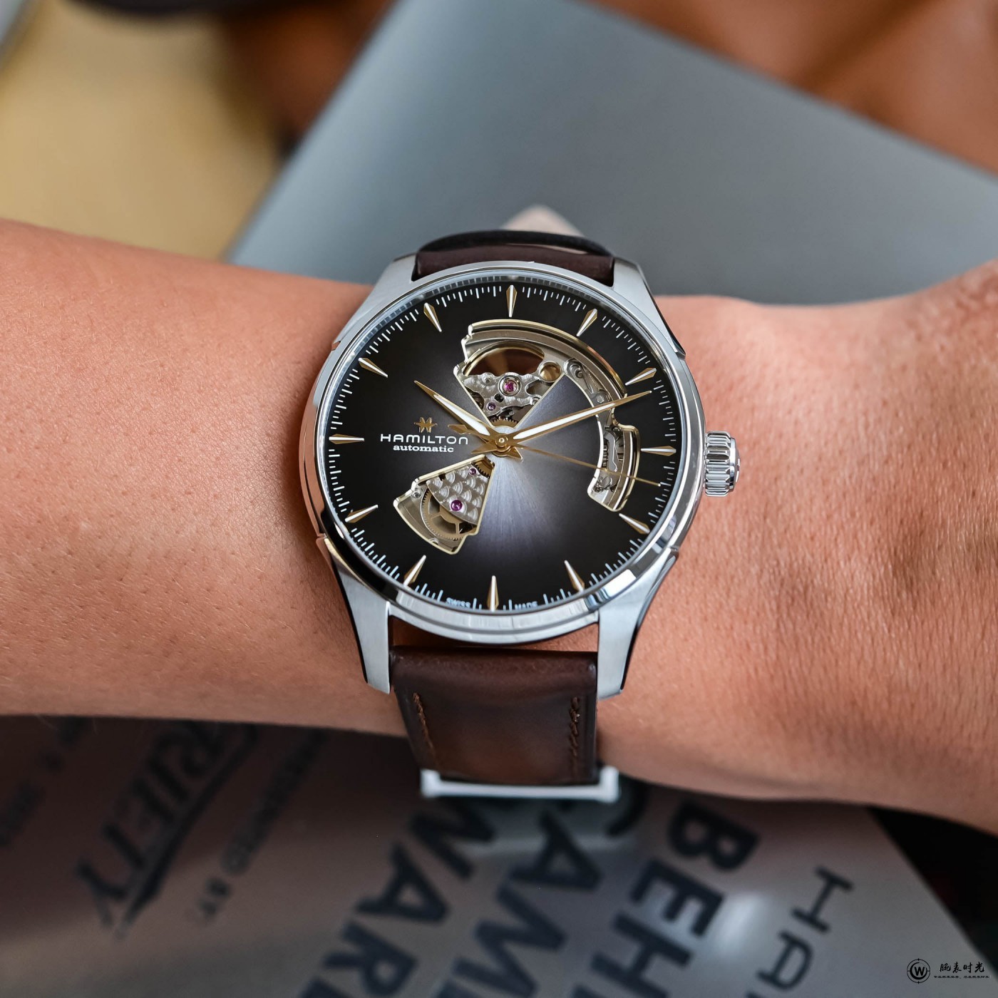 汉米尔顿Hamilton推出12款爵士系列开心腕表